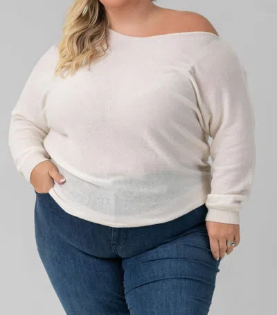 Minnie Rose Cashmere Off The Shoulder Top - Plus In White In Multi