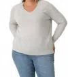 Minnie Rose Cotton Cashmere Distressed Long Lseeve V-neck Sweater - Plus In Light Heather Grey In Gray