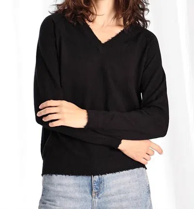 Minnie Rose Cotton Cashmere Frayed Edge V-neck Sweater In Black