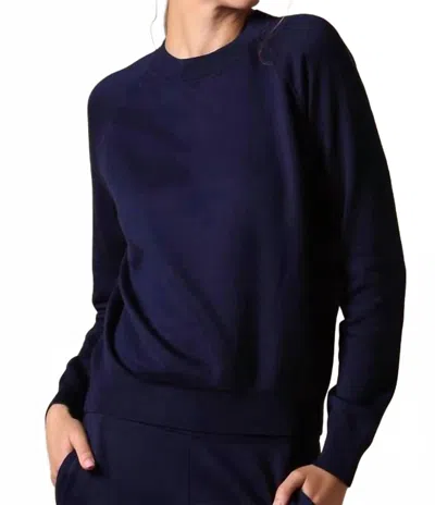 Minnie Rose Raglan Sleeve Sweatshirt In Navy In Blue