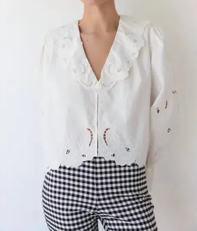 Mint Exclusives Belle Embroidery Ruffle Blouse In White