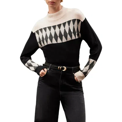 Mint Velvet Cotton Blend Graphic Sweater In Gray