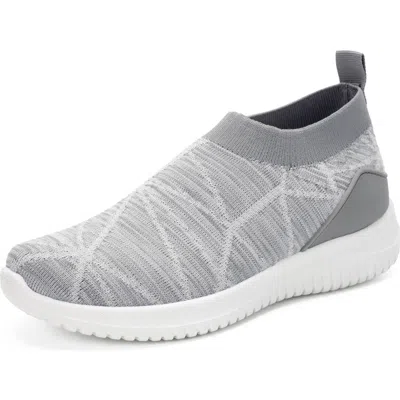 Mio Marino Lightweight Slip-on Knit Sneakers With Breathable Mesh Upper In Gray