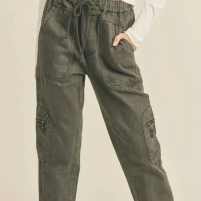 Miou Muse Washed Cargo Pants In Washed Black