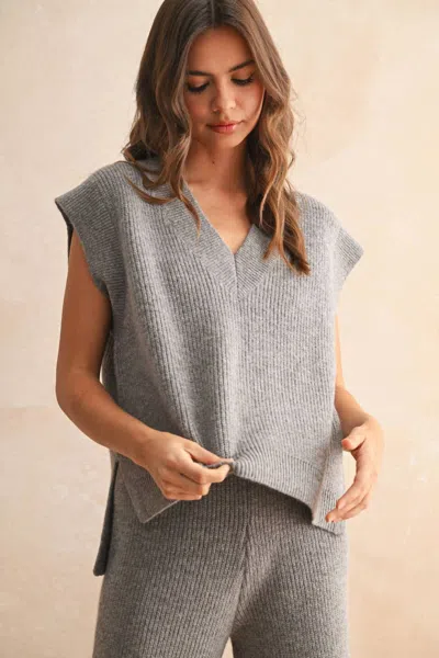 Miou Muse V-neck Sweater Vest Top In Espresso In Brown
