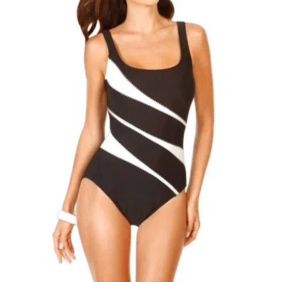 Miraclesuit Helix Underwire One Piece Swimsuit In Black/white