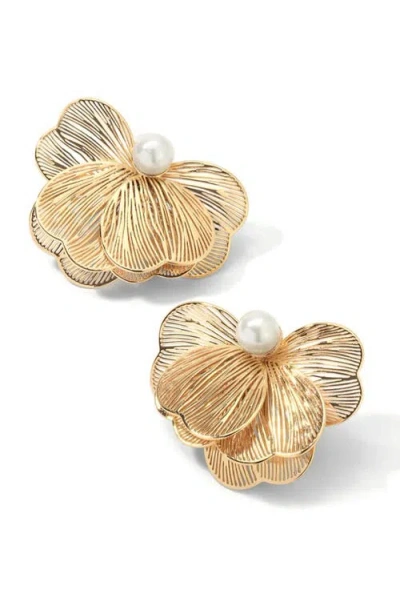 Miranda Frye Lily Freshwater Pearl Floral Stud Earrings In Gold