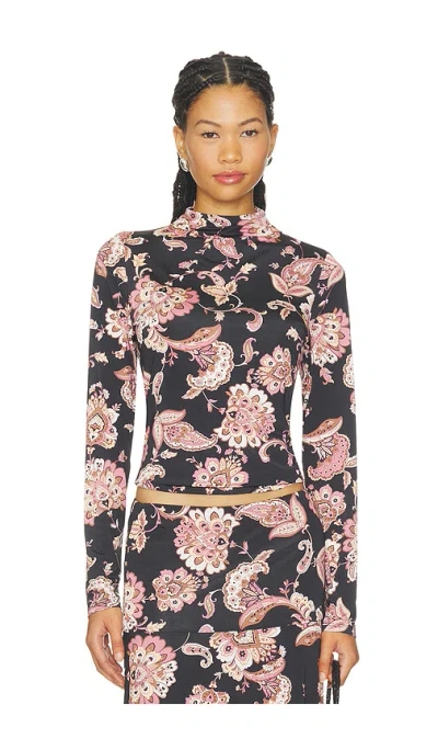 Misa Emman Top In Black