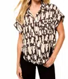 Misa Erin Top In Abstract Geo Crepe In Brown