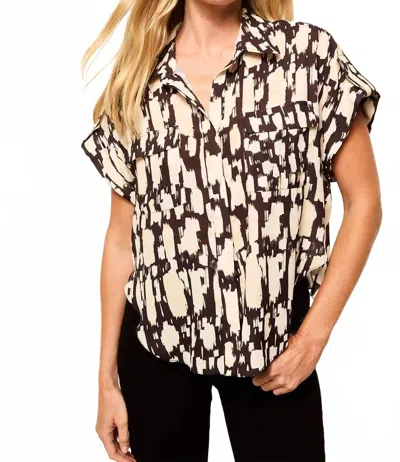Misa Erin Top In Abstract Geo Crepe In Brown