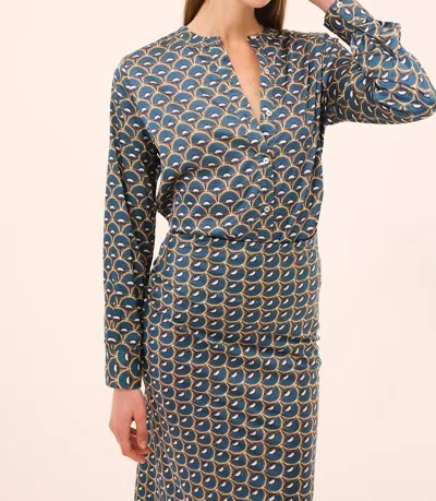 Misa Frankie Top In Dandelions Satin In Multi