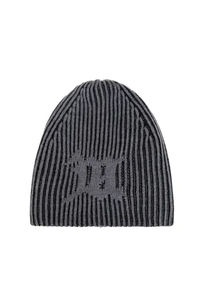 Misbhv Pleated Logo Detailed Pleated Rib Beanie In Grey