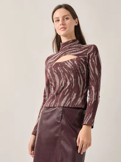 Misook Cutout Jacquard Mock Neck Knit Top In Mahogany Macchiato New Ivory
