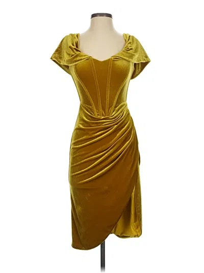 Pre-owned Miss Circle Cocktail Dress In Gold