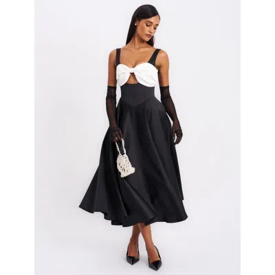 MISS CIRCLE MISS CIRCLE EDDA MAXI GOWN WITH WHITE BOW