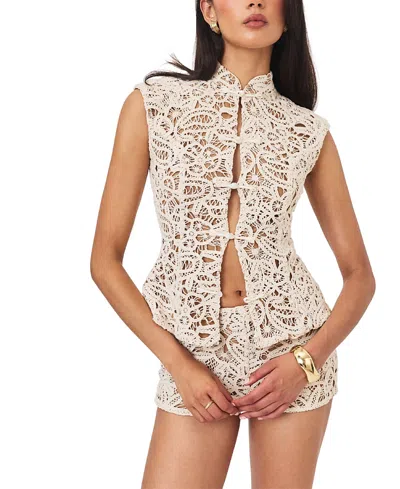 Miss Circle Rosetta Cotton Crochet Mandarin Collar Top In White