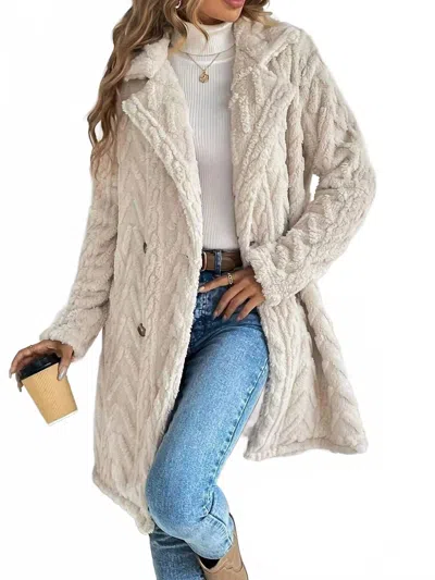 Miss Sparkling Houndstooth Pattern Fleece Coat In Cream In White