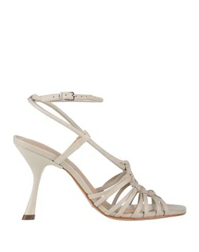 Miss Unique Woman Sandals Off White Size 8 Leather