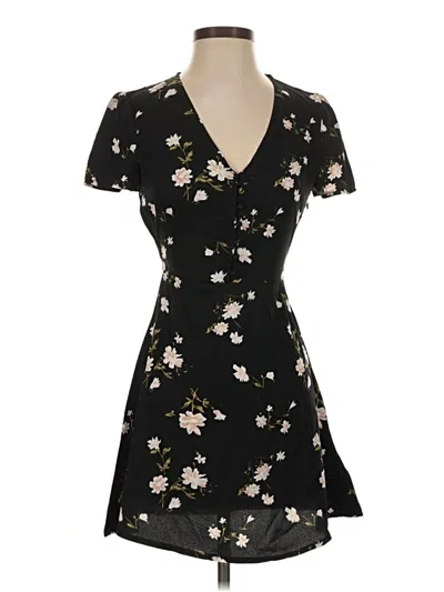 Pre-owned Missguided Casual Dress In Black