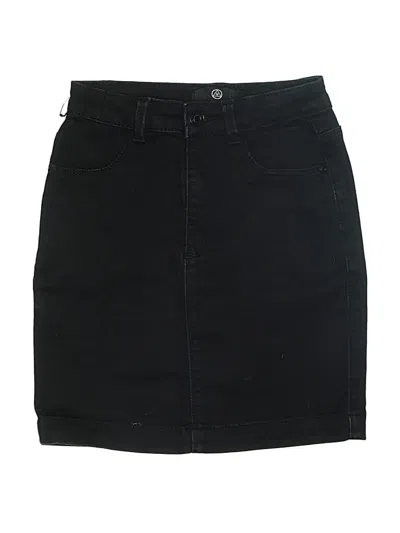Pre-owned Missguided Denim Skirt In Black