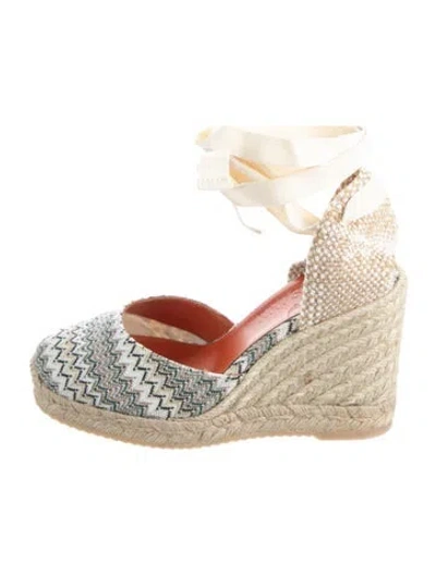 Pre-owned Missoni Canvas Striped D'orsay Pumps In Neutral