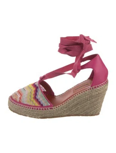 Pre-owned Missoni Canvas Striped Pumps In Pink