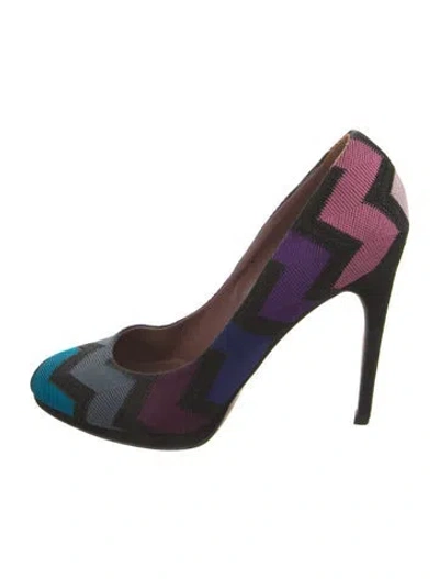 Pre-owned Missoni Patterned Pumps In Black