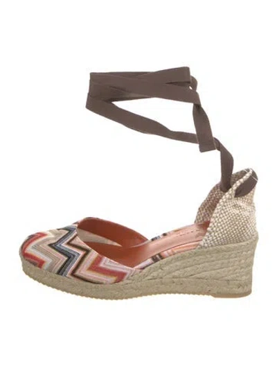 Pre-owned Missoni Patterned Pumps In Brown
