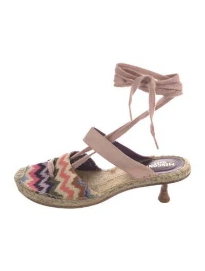 Pre-owned Missoni Patterned Pumps In Green