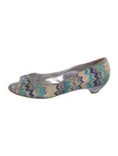 Pre-owned Missoni Printed Bow Accents Pumps In Neutral