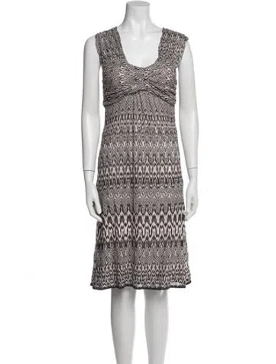 Pre-owned Missoni Printed Knee-length Dress In Pink