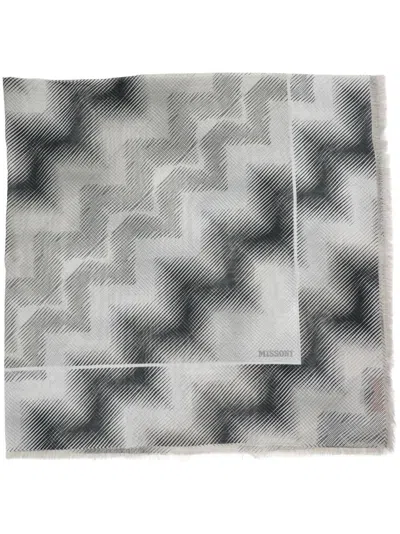 Missoni Zigzag-print Scarf In Grey