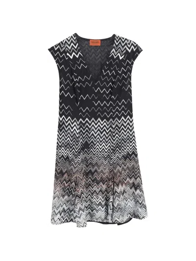 Pre-owned Missoni Zigzag-print V-neck Mini Dress In Black