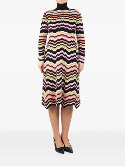Pre-owned Missoni Zigzag-pattern Turtleneck Midi Dress In Black