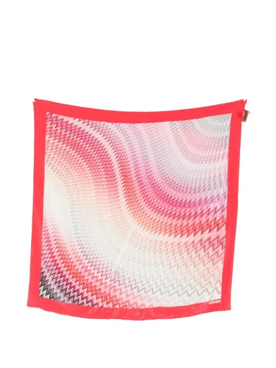 Missoni Zigzag-print Scarf In Neutral
