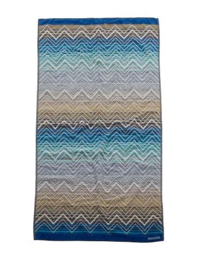 Pre-owned Missonihome Chevron Patterned Bath Towel In Blue