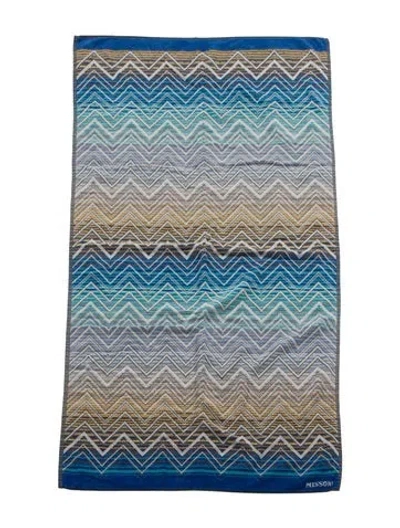 Pre-owned Missonihome Chevron Patterned Bath Towel In Blue