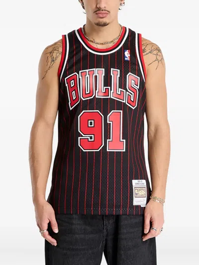 Mitchell & Ness 1995-96 Nba Chicago Bulls Swingman Dennis Rodman Striped Tank Top In Black