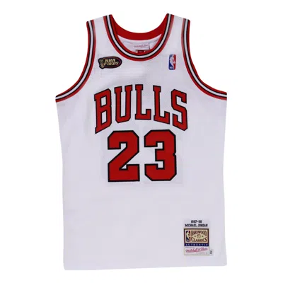 Mitchell & Ness Au 97-98 23 In White