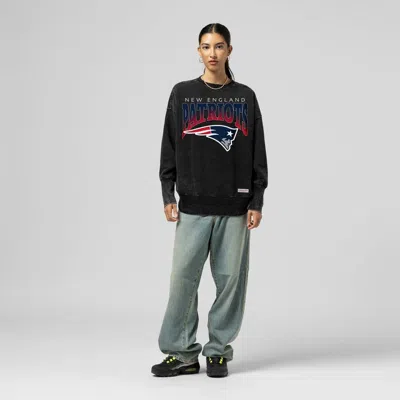 Mitchell & Ness Black New England Patriots Delineate Mineral Wash Crewneck Sweatshirt