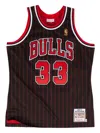 Mitchell & Ness Bulls 1996 Scottie Pippen Jersey In Red