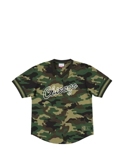Mitchell & Ness Camo V-neck T-shirt In Green