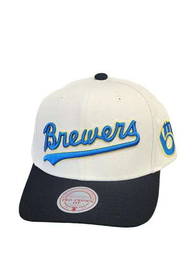 Mitchell & Ness Cooperstown Brewers Baseball Cap In White