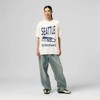Mitchell & Ness Cream Seattle Seahawks Logo Rise Boyfriend T-shirt In White