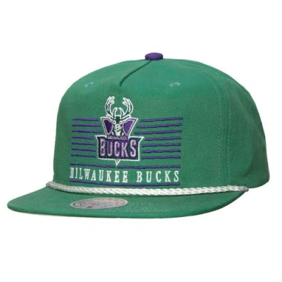Mitchell & Ness Green Milwaukee Bucks Ascend Deadstock Snapback Hat