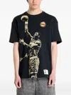 Mitchell & Ness Hakeem Olajuwon T-shirt In Black