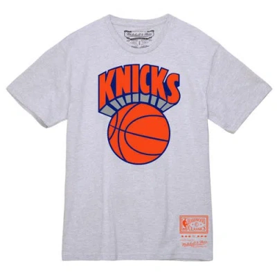 Mitchell & Ness Heather Gray New York Knicks Hardwood Classics Vintage Logo T-shirt In White