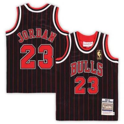 Mitchell & Ness Kids' Infant  Michael Jordan Black Chicago Bulls 1996/97 Hardwood Classics Authentic Jersey