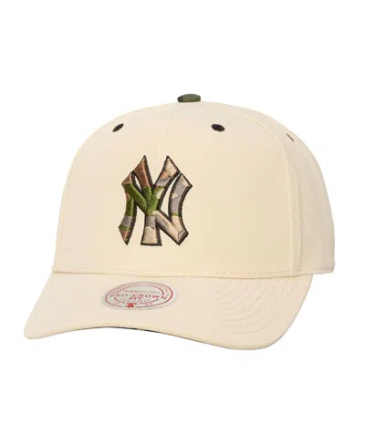Mitchell & Ness Men's And Women's Cream New York Yankees Camo Logo Pro Crown Snapback Hat In Neutral