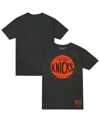 Mitchell & Ness Men's And Women's Heather Charcoal New York Knicks Hardwood Classics Mvp Logo T-shirt In Gray